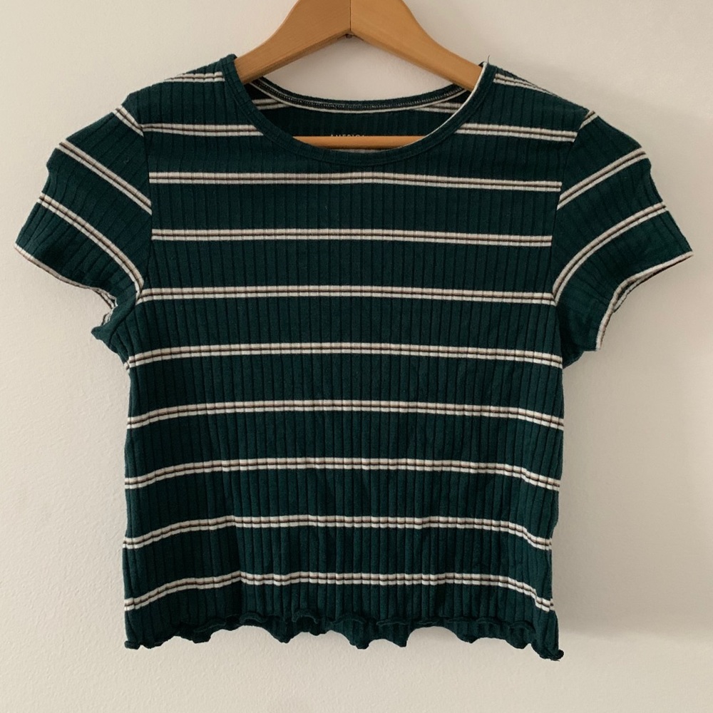 American Eagle crop top